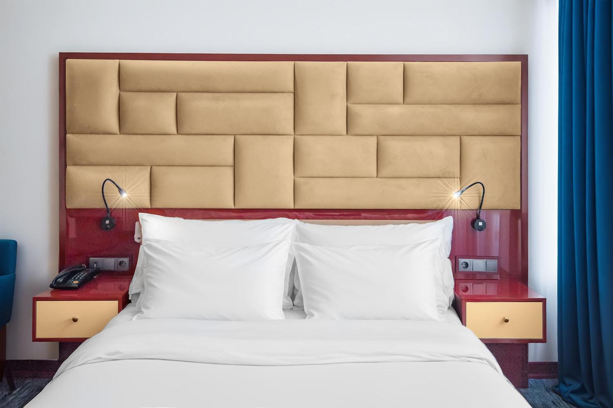 Denis Hotel Тбилиси Екстериор снимка